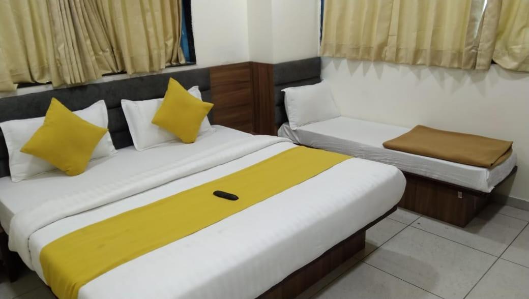 Hotel Atlanta Ahmedabad Exterior foto