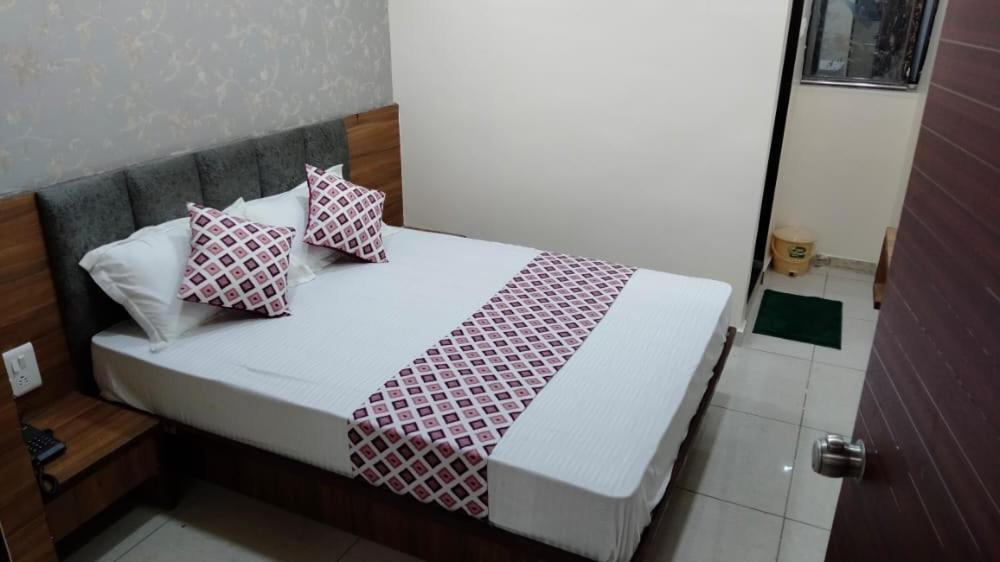 Hotel Atlanta Ahmedabad Exterior foto